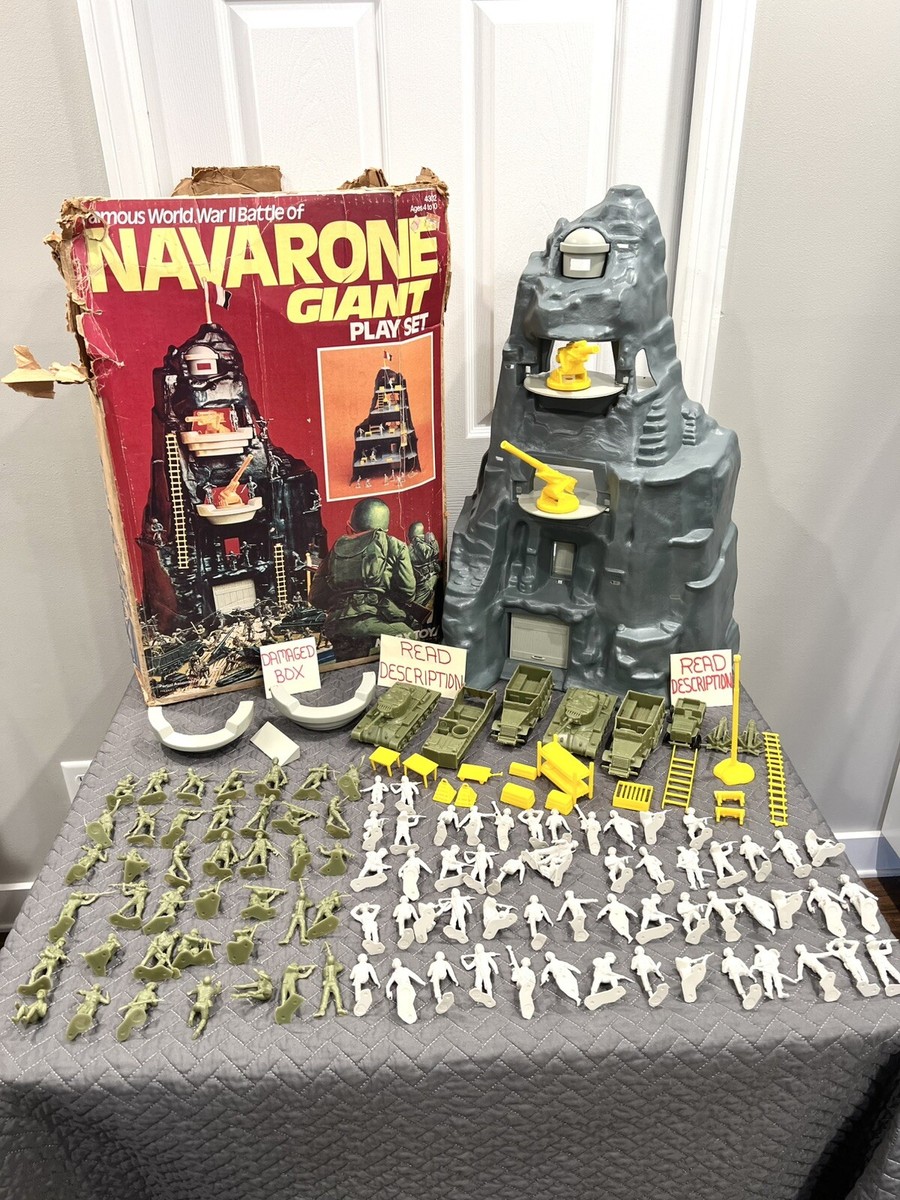 VTG Marx Guns of Navarone WWII Mountain Battleground Toy Playset w