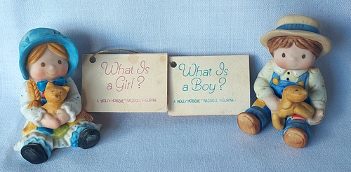 Vintage HOLLY HOBBIE Holly Stoffpuppe Porzellan Figuren What is A Boy / Girl (2) - Bild 12 von 19