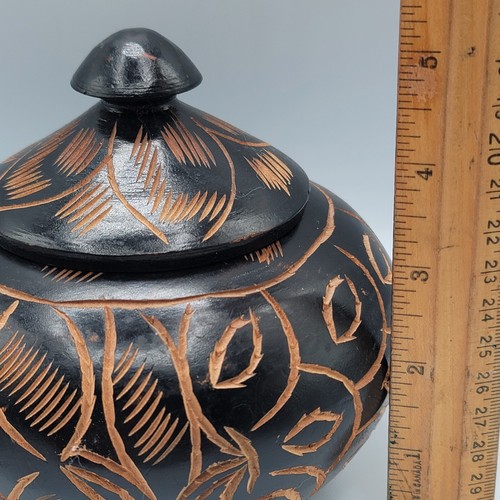 Vintage Folk Art Wood Trinket Box Round Hand Carved with Lid Black - Picture 7 of 8