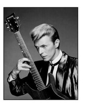 Refrigerator Magnet - David Bowie - Music - 2 1/2 X 3 1/2 inches