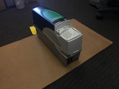Unidad de CA Control Techniques Unidrive | SP1201 | 240V 7.1A | Probada con garantía - Imagen 5 de 5