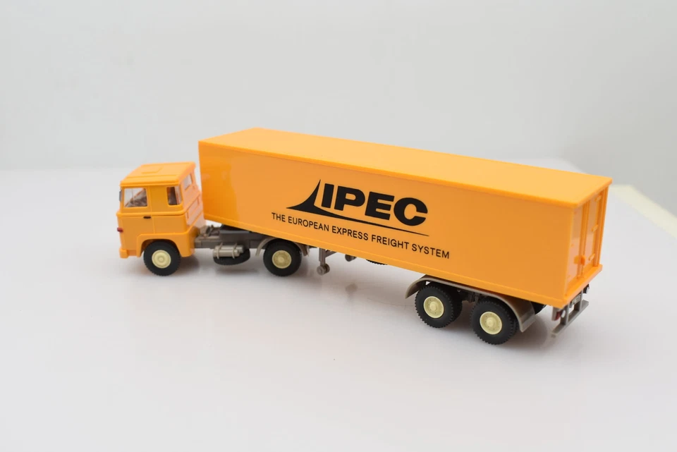 Modellino camion truck 1:87 Wiking Scania IPEC modellismo statico collezione - Immagine 4 di 4