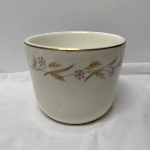 Vintage Universal Ballerina Harvest Bowl 1  Pint, Flower Wheat