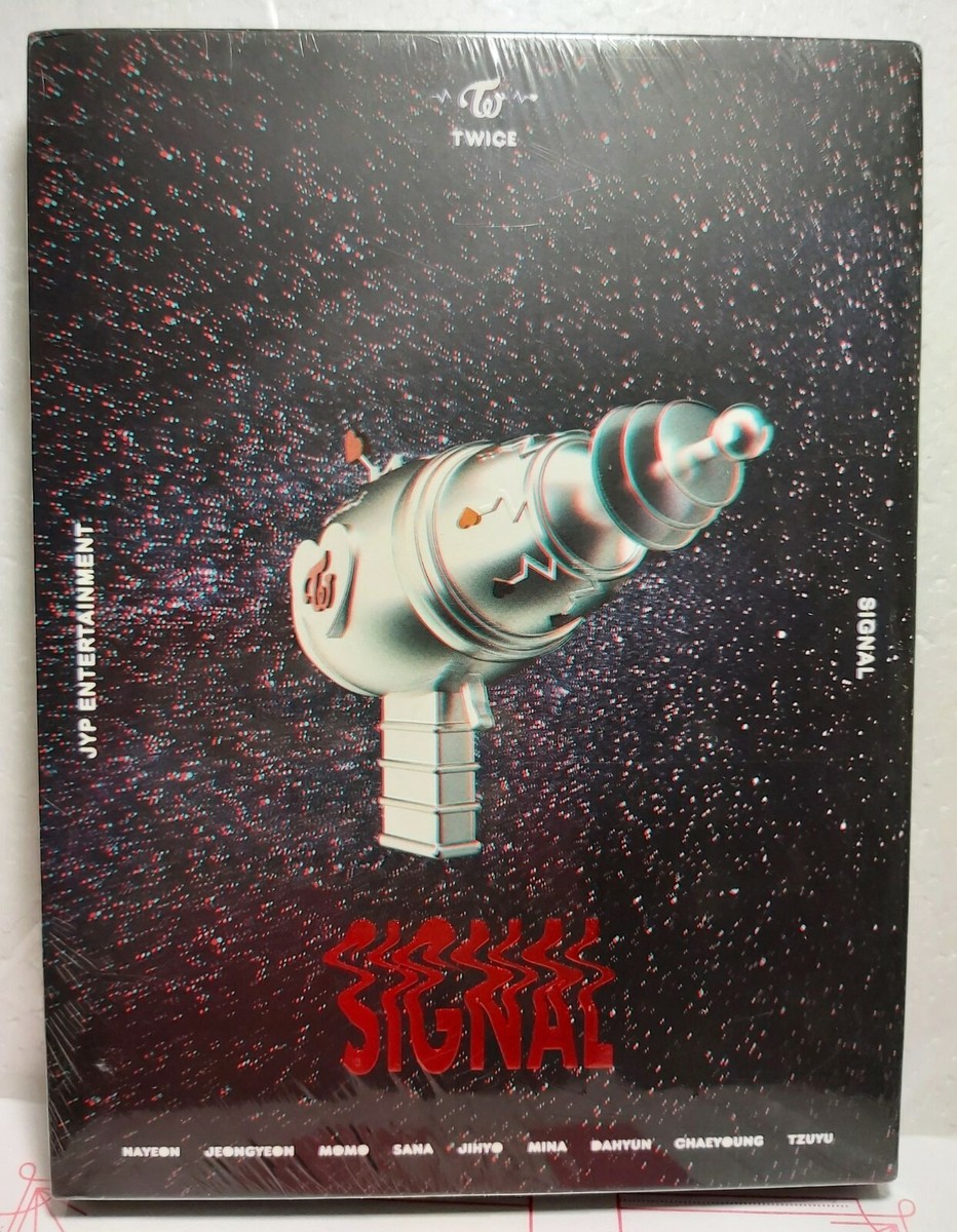 TWICE SIGNAL MONOGRAPH / フォトブック + DVD 【公式通販】