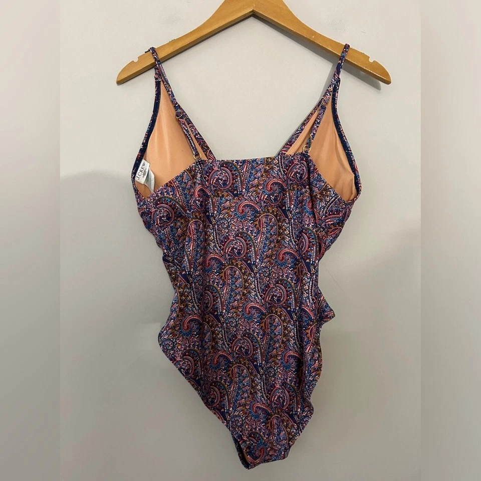 Traje de baño J.Crew Plunge cuello en V de una pieza en Liberty® Tropical Prince cachemir Foto 3 de 4