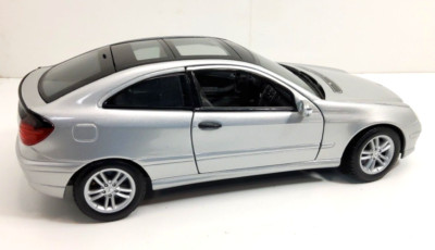 Diecast 1/18 Maisto Mercedes Benz C Klasse Sportcoupe Very Dusty