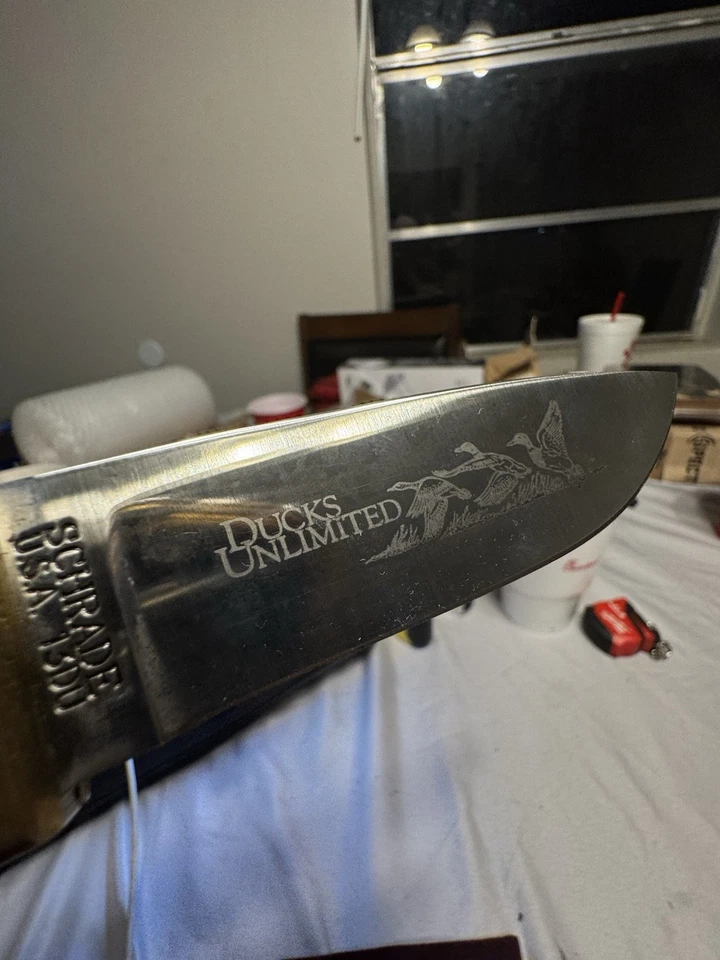 Cuchillo de hoja fija ilimitado Schrade EE. UU. 13DU Ducks de colección Foto 4 de 4