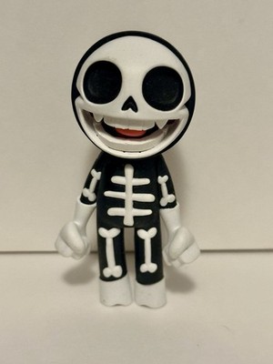 Superplastic x Gorillaz Bonesy White 4'' Vinyl Figure 20th Anniversary