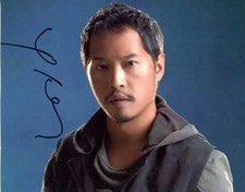 ACTOR Ken Leung autograph, IP signed photo