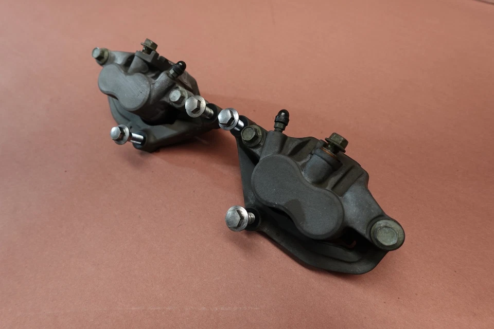 1999-2009 Yamaha V-Star 1100 V Star XVS1100 Front Brake Calipers - Image 3 of 4