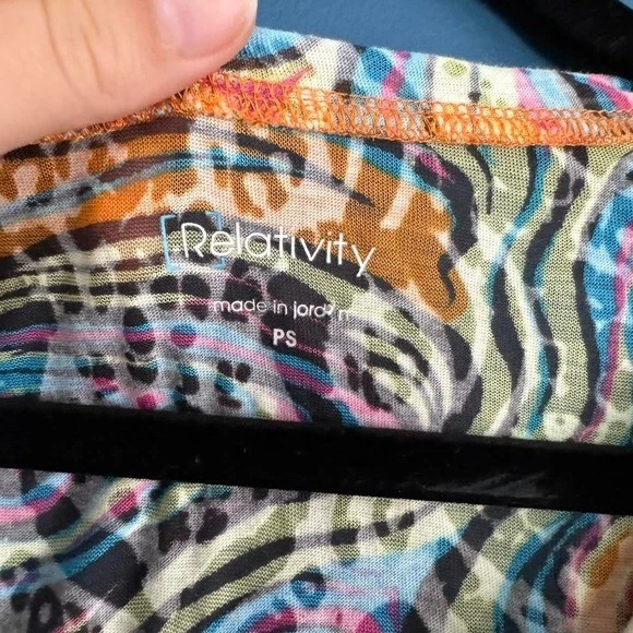 Camiseta Y2K Burnout Para Mujer Talla Pequeña Multicolor Psicodélica Trippy Relatividad Foto 3 de 4