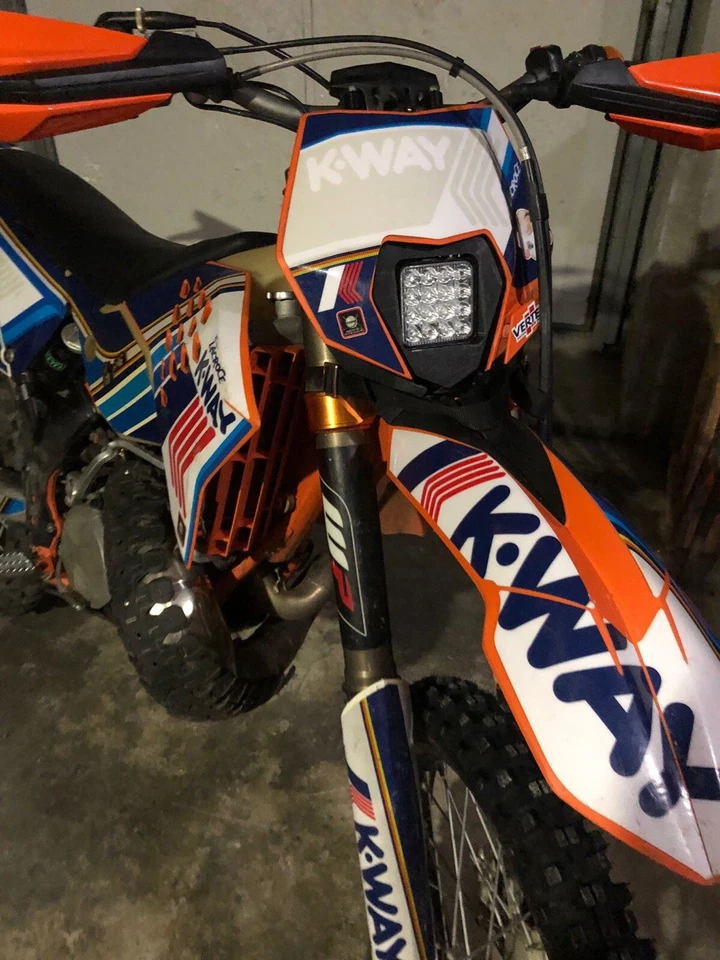 Faro LED nero KTM 2008/2014 Enduro - Immagine 3 di 4