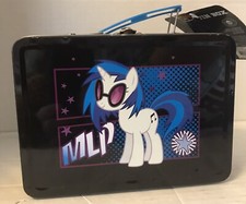 Hasbro My Little Pony Friendship Is Magic - Fiambrera DJ Pony Tin Metal NUEVA