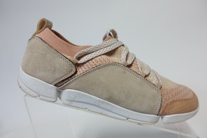clarks trigenic pink