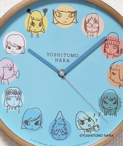 LAMMFROMM Yoshitomo Nara Wanduhr Y.N. UHR Siebdruck Glas JAPAN NEU - Bild 2 von 12