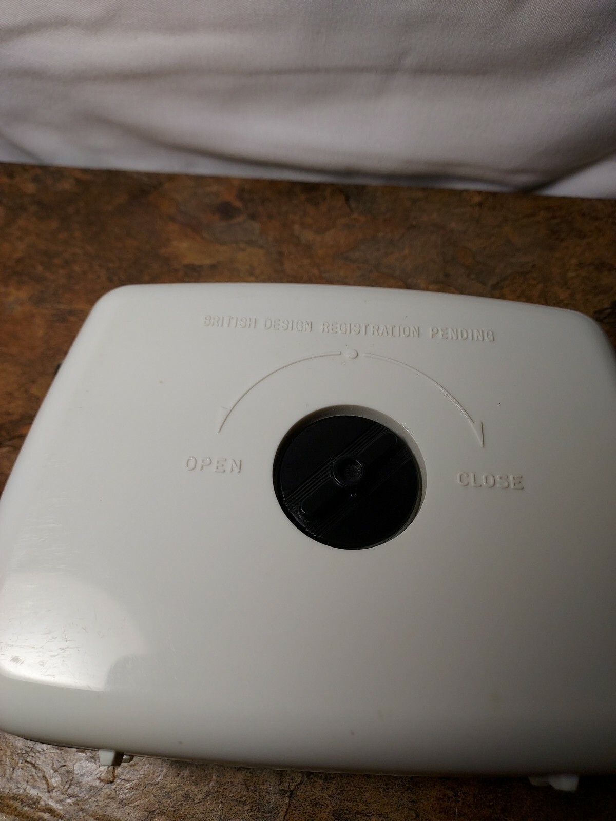 Conair/Pollenex Water Resistant Hanging Shower Radio pr3100cmmr eBay