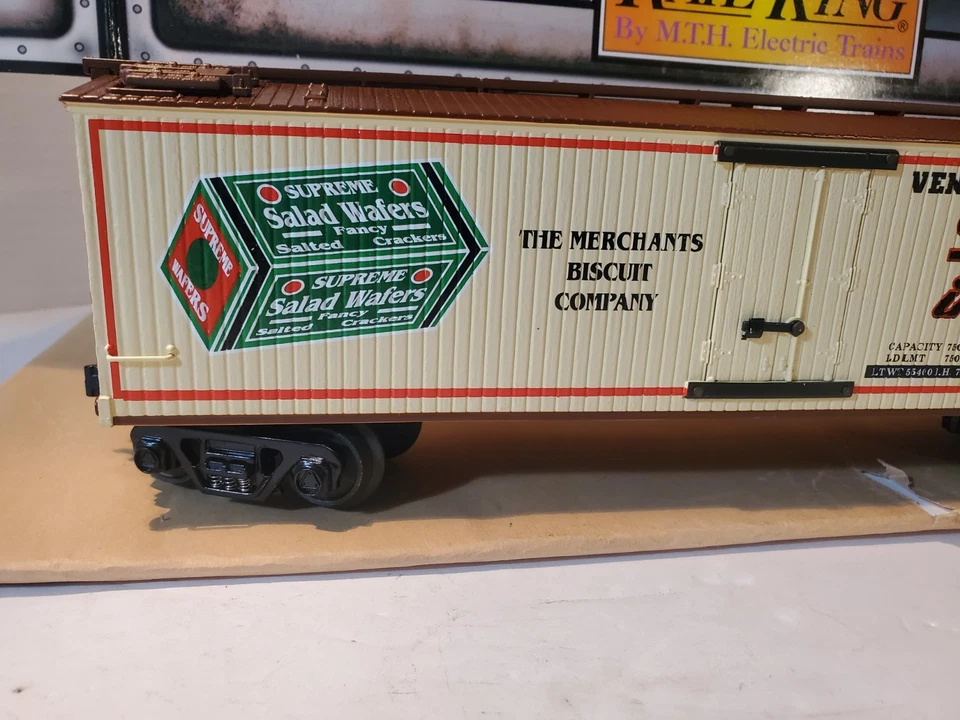 MTH Rail King Merchant's Biscuit Company Die-Cast Reefer 30-8616 MBLX 3901 New - Image 3 of 4