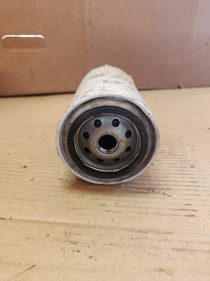 Filtro de aceite de motor Hastings LF434  Foto 2 de 3