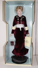 Brand New in Box Franklin Mint Princess of Loveliness Porcelain Doll