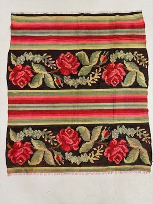Moldovan Square Kilim Rug 146x130 cm Vintage Kelim Wool Rug Medium 2520