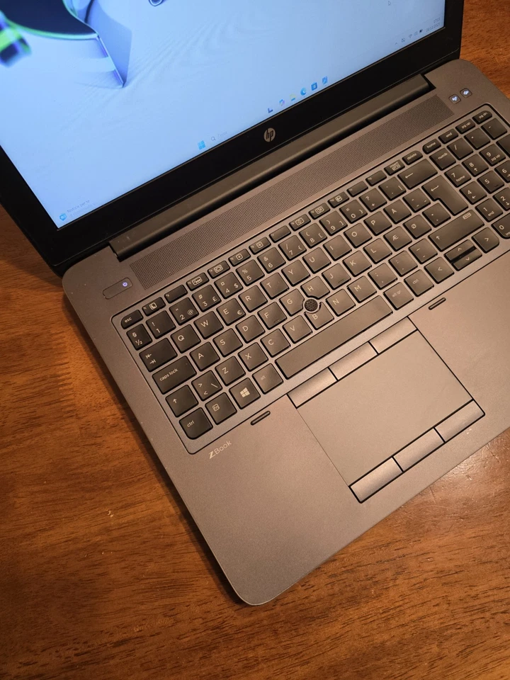 HP ZBOOK 15 G3 Core I7-6820HQ 32GB SSD 256GB💥 Nvidia Quadro M1000M 4gb💥 Office - Immagine 2 di 4