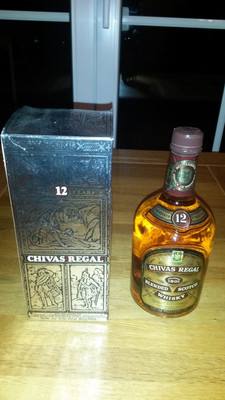 Chivas Regal Whisky, 0,75 Liter / 43%, 90iger Jahre, OVP.