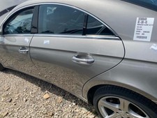 Porte arrière et accessoires Mercedes CLASSE CLS