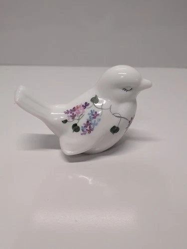 Fenton Milkglass Bird Figurine, Hand Painted Flowers Signed by S.Hopkins