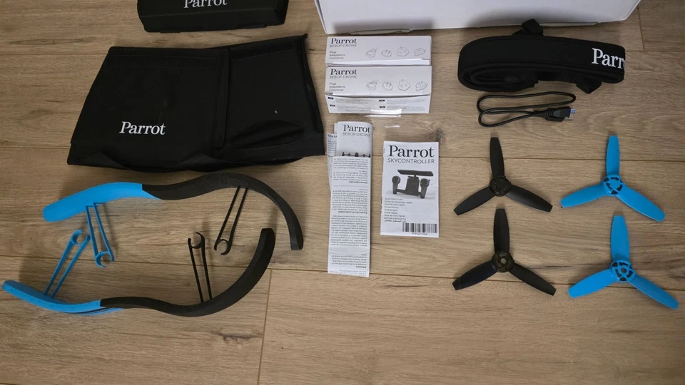 Parrot Beebop Drone Skycontroller 1080p 14MP Blue/Black - OPEN BOX - Image 4 of 4