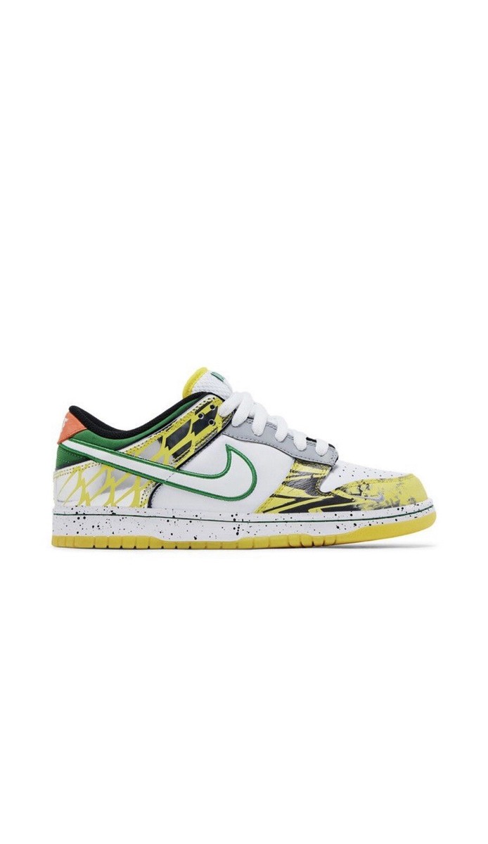 Size 11 - Nike Dunk PE Low What theDuck - University of Size 11 - Nike Dunk PE Low What theDuck - University of