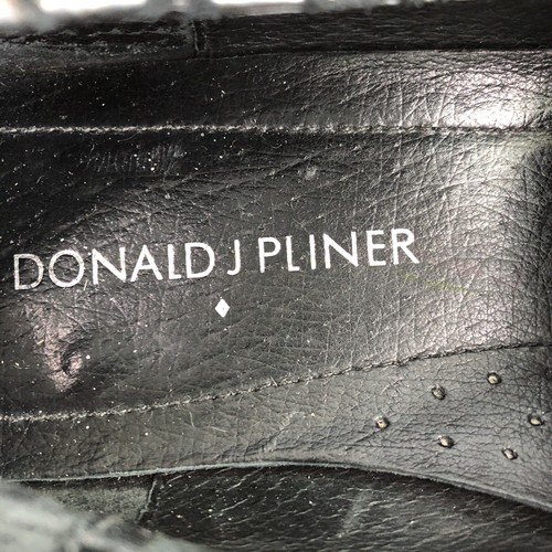 Donald J. Pliner Rio Women’s Size 9 M Embossed Crocodile Shoes Lug Sole - Picture 11 of 11