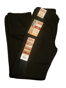 wrangler slim straight 4 way flex