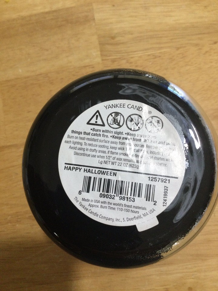 Yankee Candle Happy Halloween Black Licorice Scent 22 Oz Jar Collectors