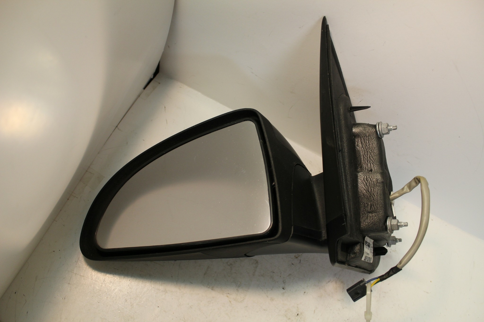 USED OEM LH Charcoal Side View Mirror 9435783 15943906 2005-10 