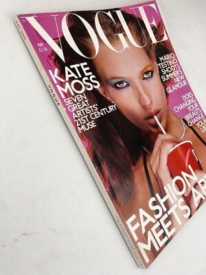洋書 Vogue us may2000 gisel swimsuit issue gisele for