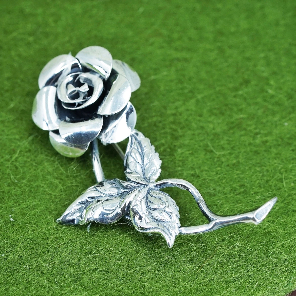 Pure silver brooch outlet