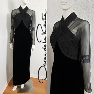 oscar de la renta velvet dress