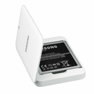 Samsung Akku für Galaxy S 4 2600mAh B600BE + Gratis Ladestation   GT-I9500 I9505