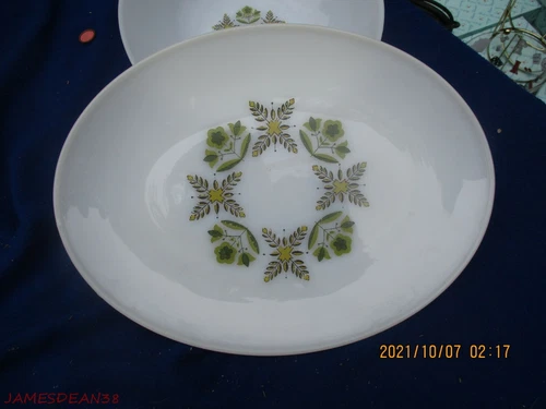 VINTAGE ANCHOR HOCKING FIRE KING MEADOW GREEN PLATTER