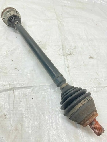 VW Passat CC 2.0TDI Blue Antriebswelle vorne Rechts Gelenkwelle