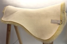 Tolle Lammfellunterlage für Satteldecke, Schabracke, Unterlage 100% Lammfell