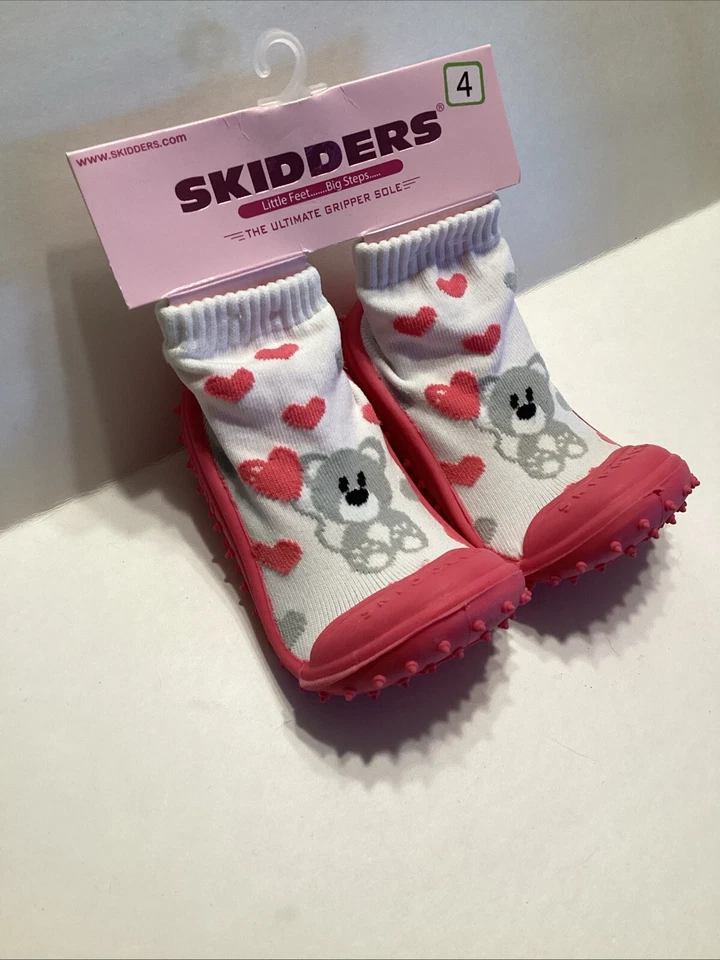 Zapatilla SKIDDERS Bebé Niña “Oso y Corazones” - Talla 4 (24 meses) Foto 2 de 4