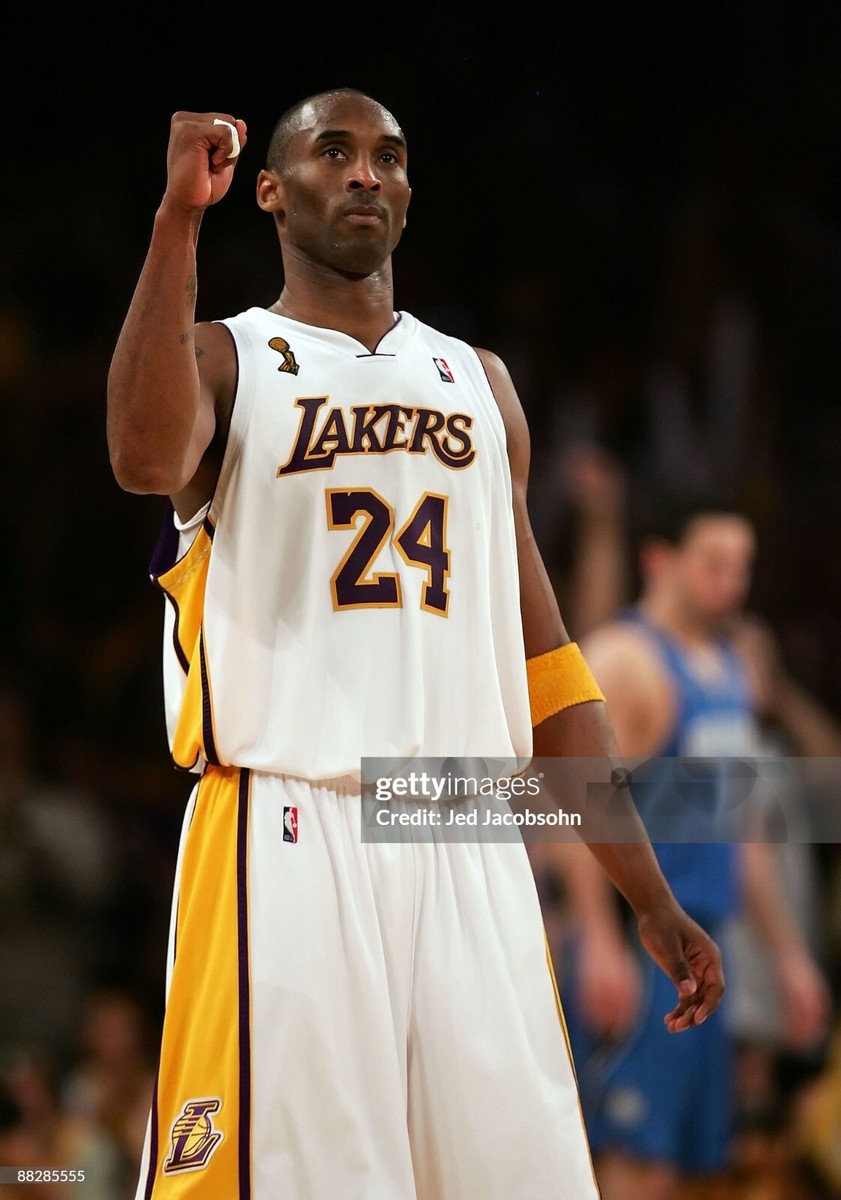 adidas レイカーズ コービーブライアン バスケットボール ユニフォームXL adidas レイカーズ コービーブライアン バスケットボール ユニフォーム