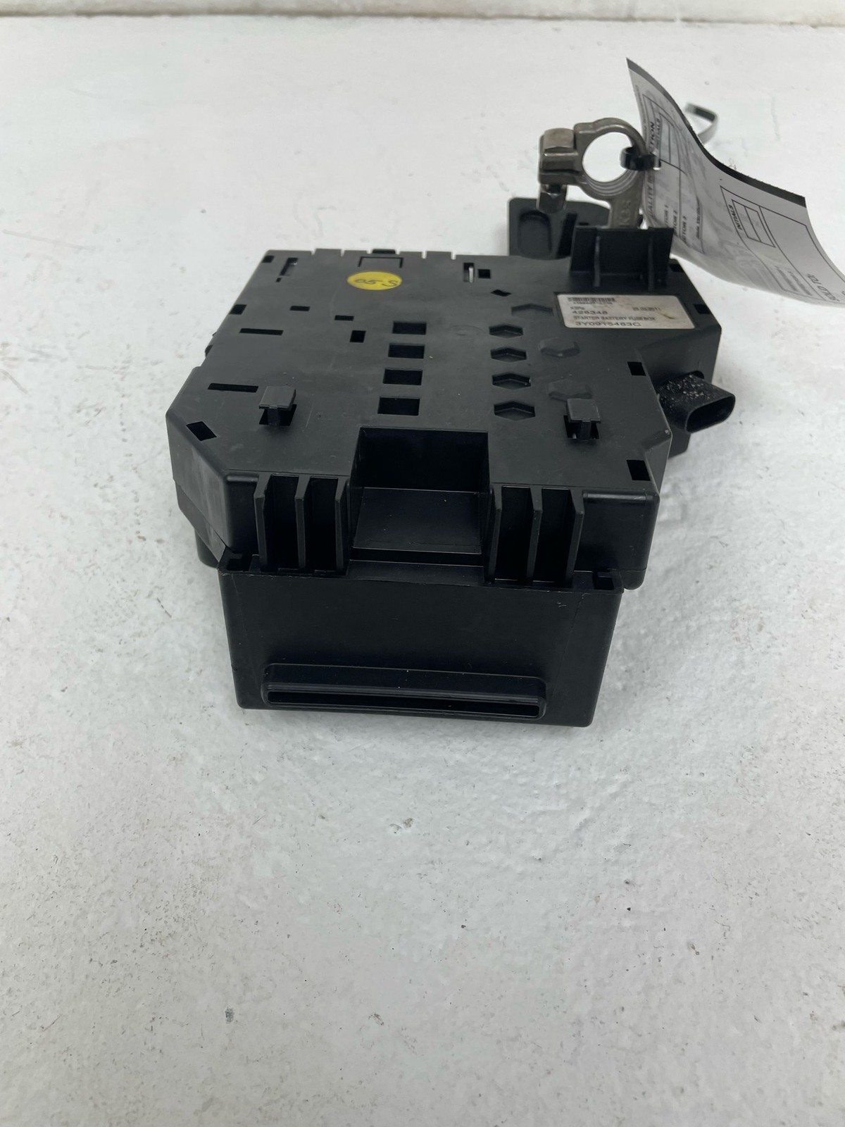 2011-2018 BENTLEY CONTINENTAL OEM RIGHT STARTER BATTERY FUSE BOX 3Y0915463