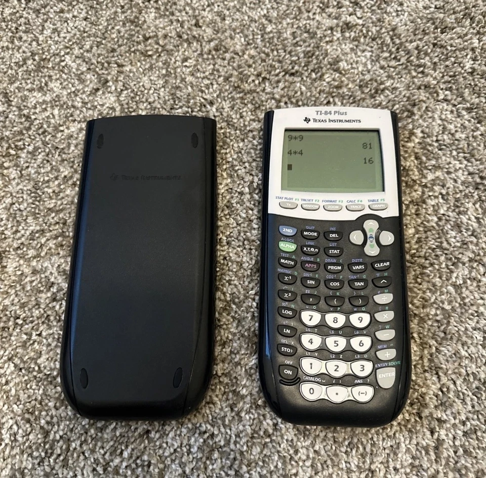 Texas Instruments TI-84 Plus Graphing Calculator W/Cover - Imagen 3 de 3