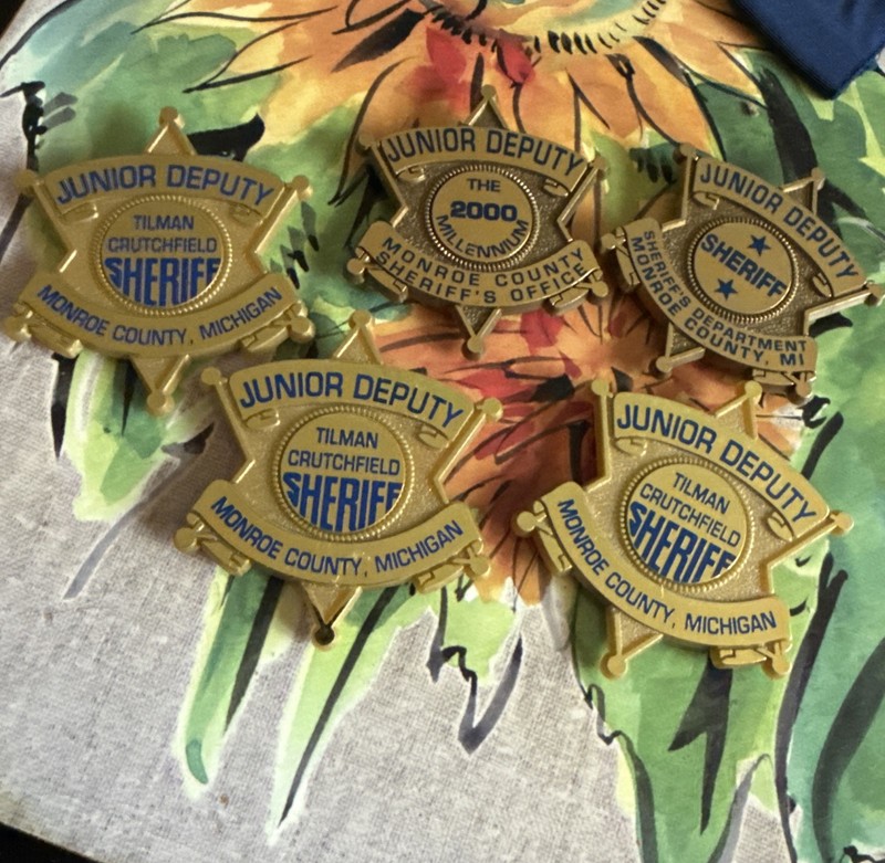 Plastic Monroe County Mich. 6 Sheriff Tillman Crutchfield Junior Deputy Badges