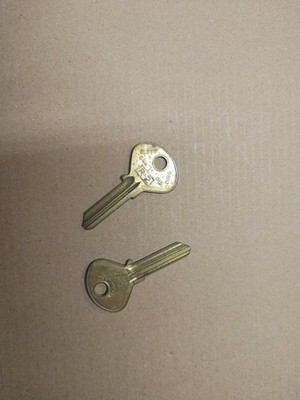 Curtis R-2 R2 key blank New! Brass! One Or Multiple!