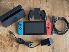 Nintendo Switch V2 Console Red/Blue Joy-Cons (HAC-001(-01) - Long Battery Life)