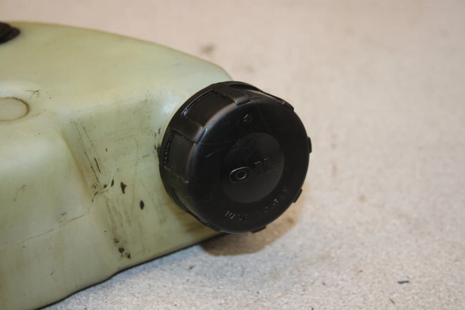 Suzuki GT250 1975 depósito de tanque de aceite A10-2768. ABX Foto 2 de 4