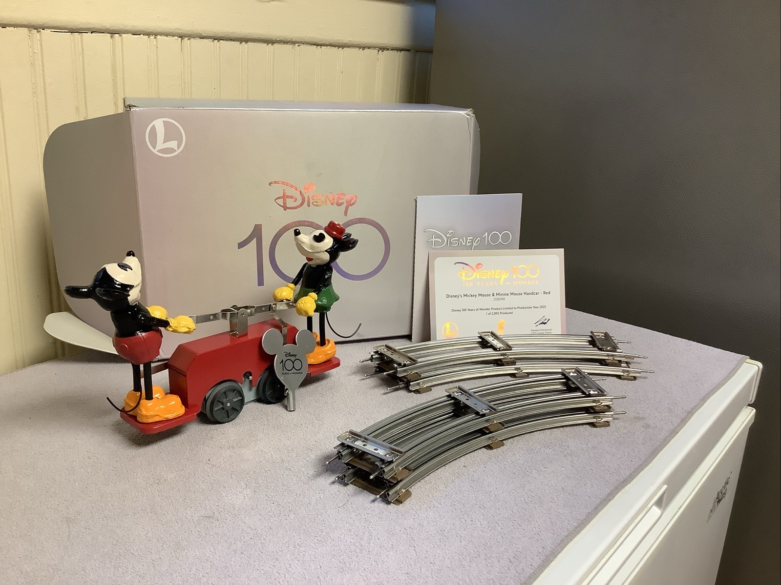 Click here to see eBay Auction